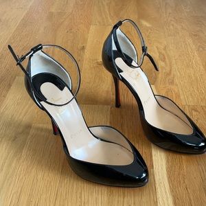 Christian Louboutin Dollyla 100 Black Patent 36.5